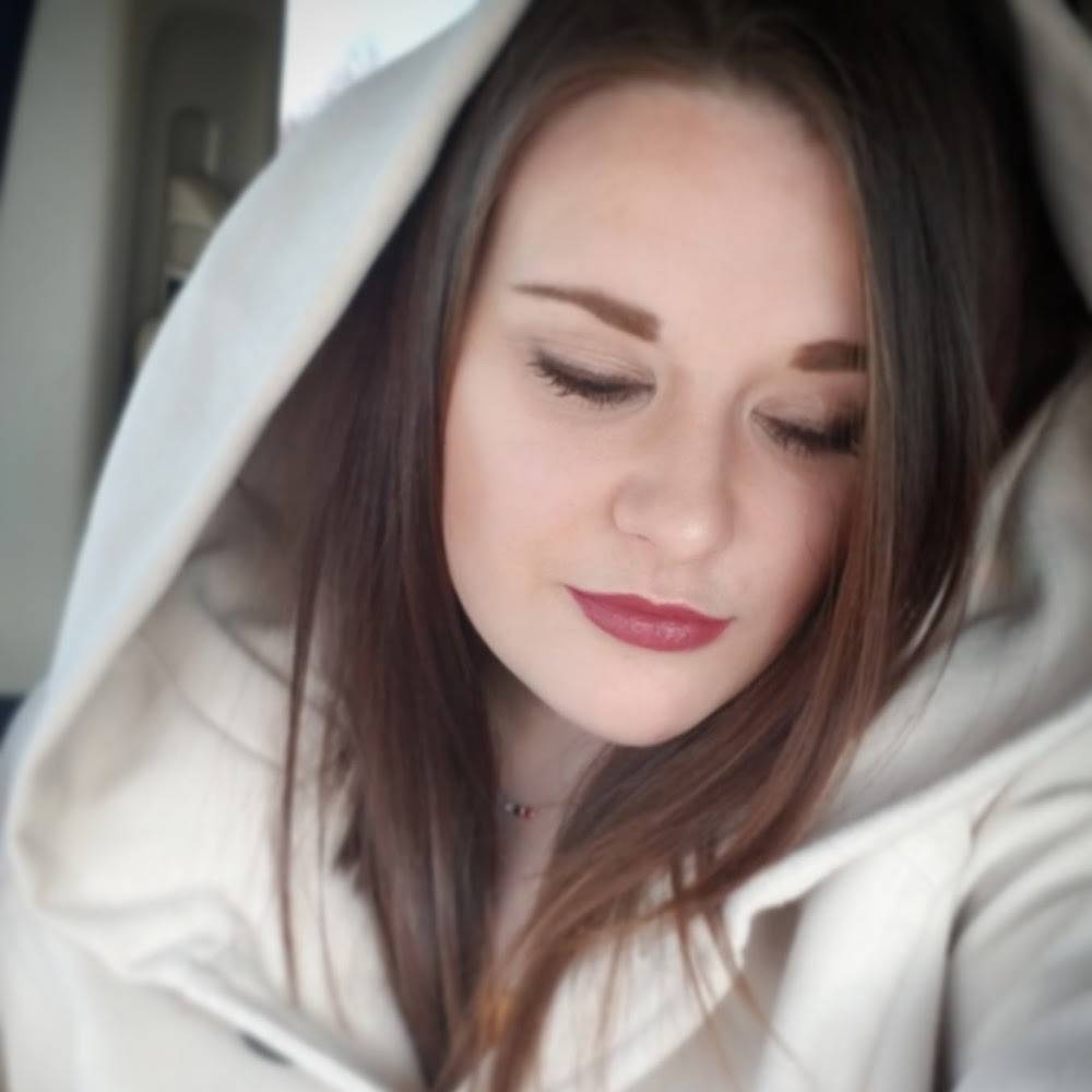 Meet your Posher, Makenzie